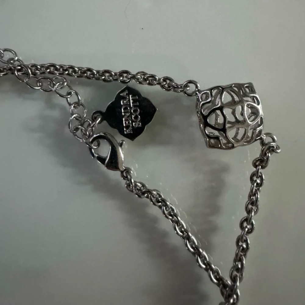 Kendra Scott Retired Nemera Silver Tone Puffy Logo Necklace
